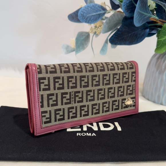 FENDI Zucchino Canvas Pink Leather Bifold Wallet with Fendi dust bag - Picture 4 of 16